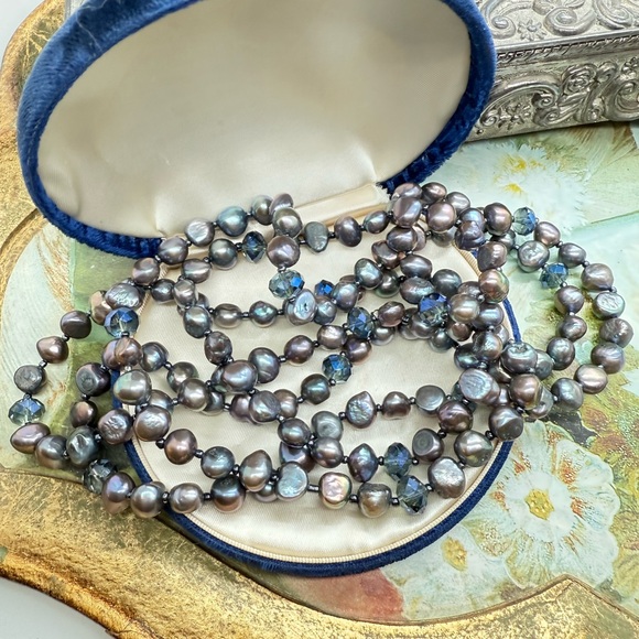 Vintage Peacock Pearl Necklace - Picture 8 of 16